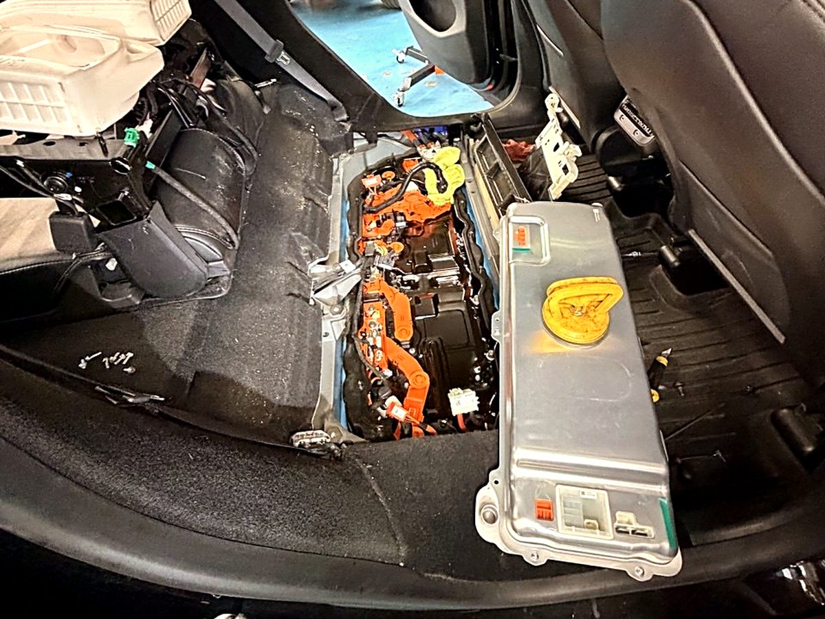 Battery, Hybrid & EV Systems